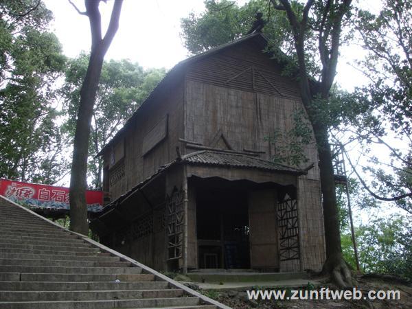 DSC05223-altes-gasthaus-bambus