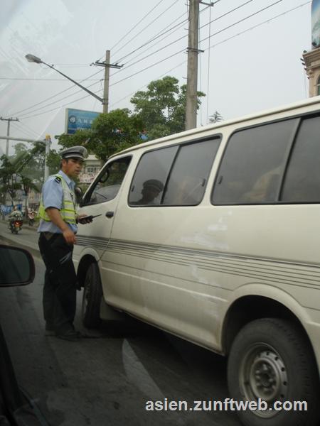 DSC07141_Auto_von_Polizist_erwischt