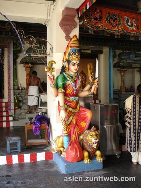 DSC08177_Sri_Mariamman_Temple_Singapore