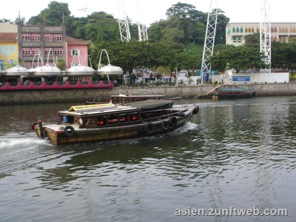 DSC08203_Singapore_River