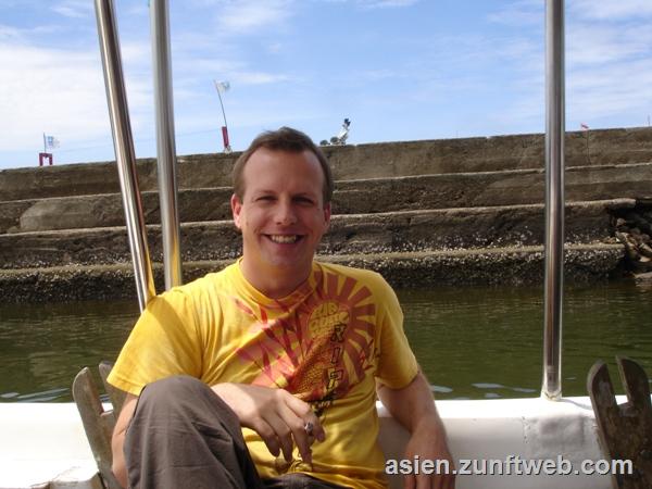 DSC08253_Rene_Rosenthal_am_Boot_Indonesien