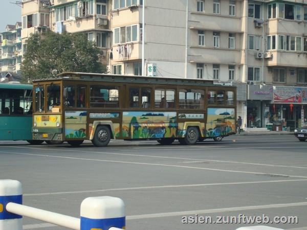 dsc00128_bus_in_hangzhou