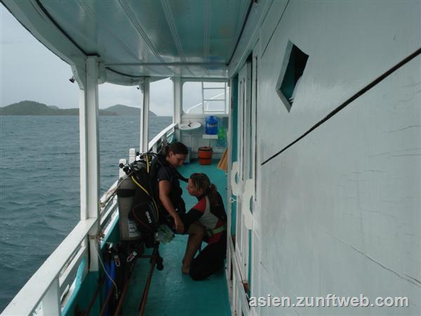 dsc04480_rainbow_divers_vietnam