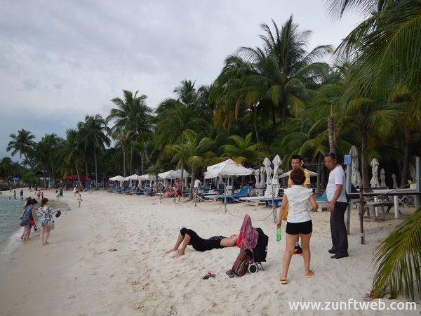 dscn2126-beach-party-sentosa